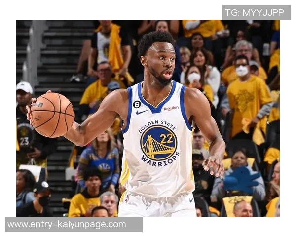 维金斯上半场表现抢眼10投7中三分球4投3中贡献17分4篮板助力球队奋战