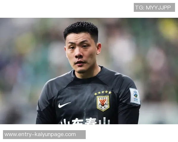 验货成功！200万欧身价阿尔瓦罗首秀2次关键封堵，王大雷激动拥抱